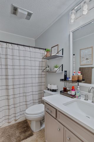 406 Clover Lane, Bossier City, LA 71112