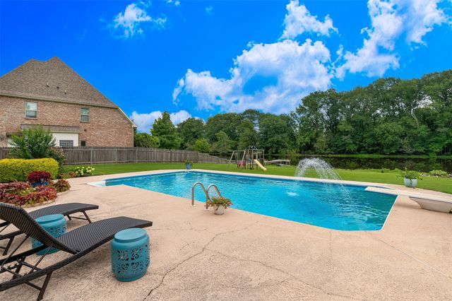 406 Clover Lane, Bossier City, LA 71112