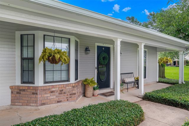 406 Clover Lane, Bossier City, LA 71112
