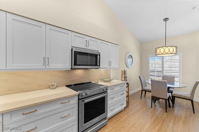 2215 Chesterbrook CT 2, Naples, FL 34109