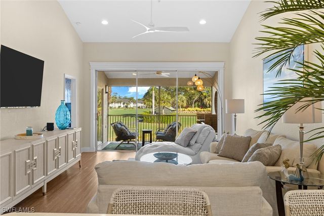 2215 Chesterbrook CT 2, Naples, FL 34109