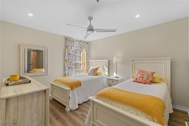 2215 Chesterbrook CT 2, Naples, FL 34109