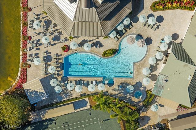 2215 Chesterbrook CT 2, Naples, FL 34109