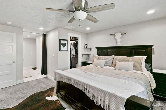 4437 W Kuna Rd, Kuna, ID 83634