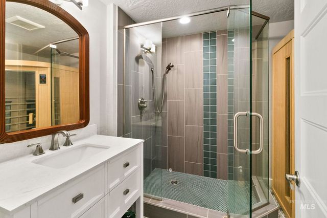 4437 W Kuna Rd, Kuna, ID 83634