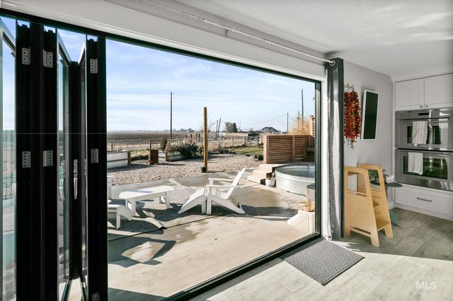 4437 W Kuna Rd, Kuna, ID 83634