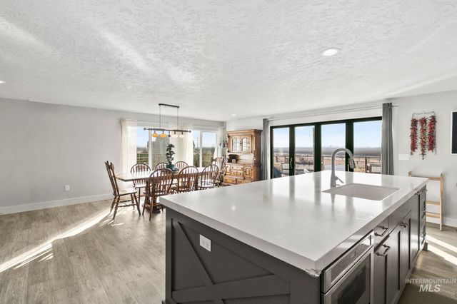 4437 W Kuna Rd, Kuna, ID 83634