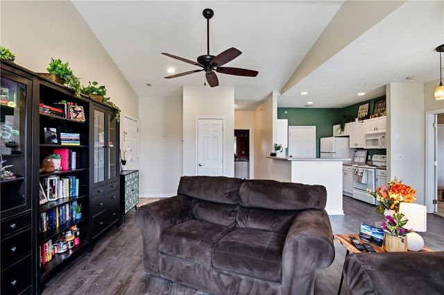 1011 Stockton Rdg, Cranberry Twp, PA 16066