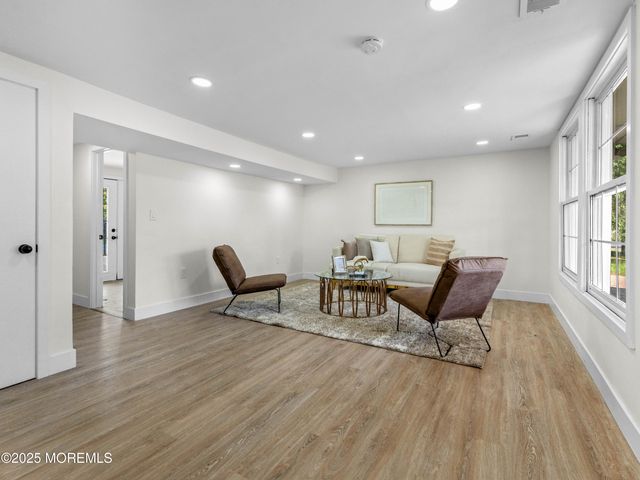 37 Bryant Drive, Jackson, NJ 08527