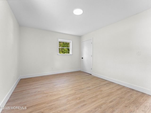 37 Bryant Drive, Jackson, NJ 08527
