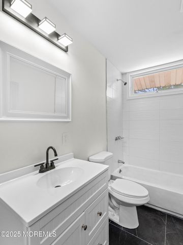 37 Bryant Drive, Jackson, NJ 08527