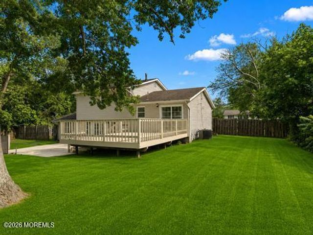 37 Bryant Drive, Jackson, NJ 08527