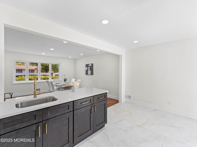37 Bryant Drive, Jackson, NJ 08527