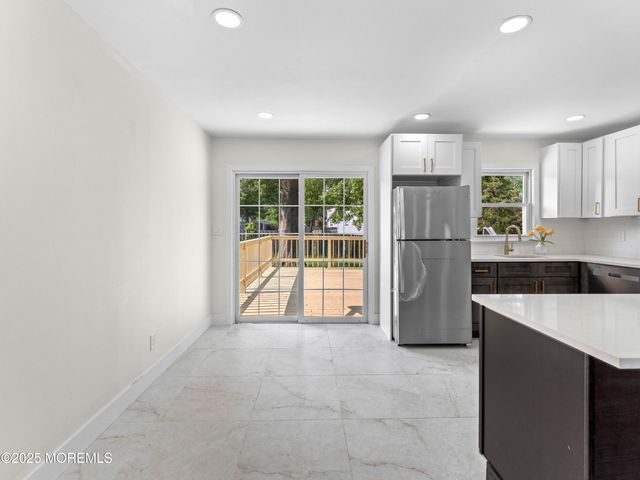 37 Bryant Drive, Jackson, NJ 08527