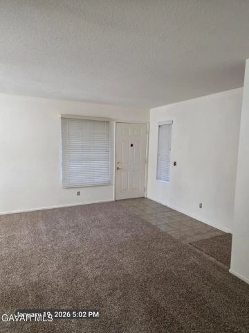 38550 22nd East 16, Palmdale, CA 93550