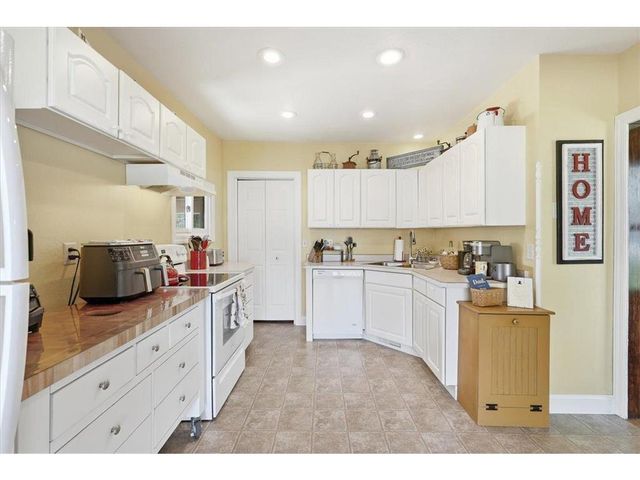 320 W State Street, Dresser, WI 54009