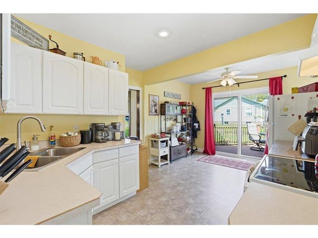 320 W State Street, Dresser, WI 54009