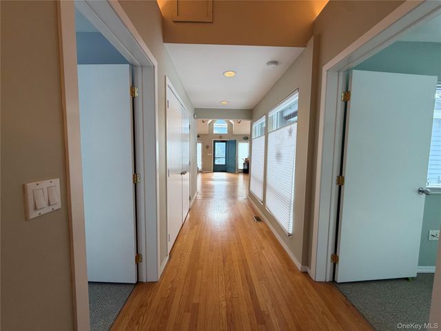 33 Bath Street, Lido Beach, NY 11561