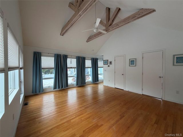 33 Bath Street, Lido Beach, NY 11561