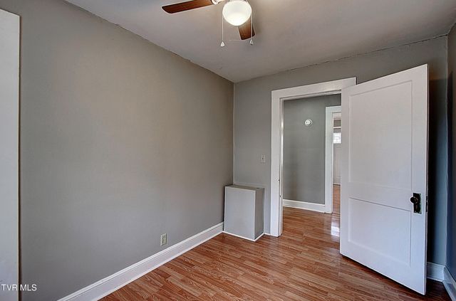 805 East Maple Street, Johnson City, TN 37601