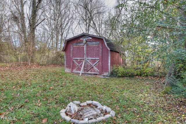 805 East Maple Street, Johnson City, TN 37601