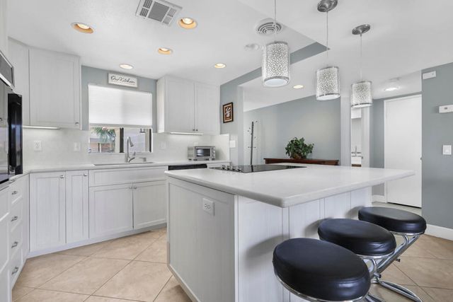 77218 Olympic Way, Palm Desert, CA 92211