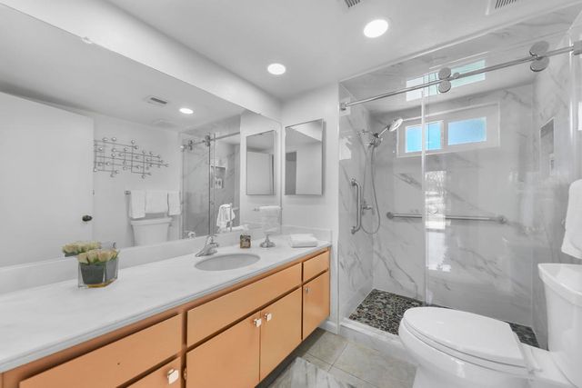 77218 Olympic Way, Palm Desert, CA 92211