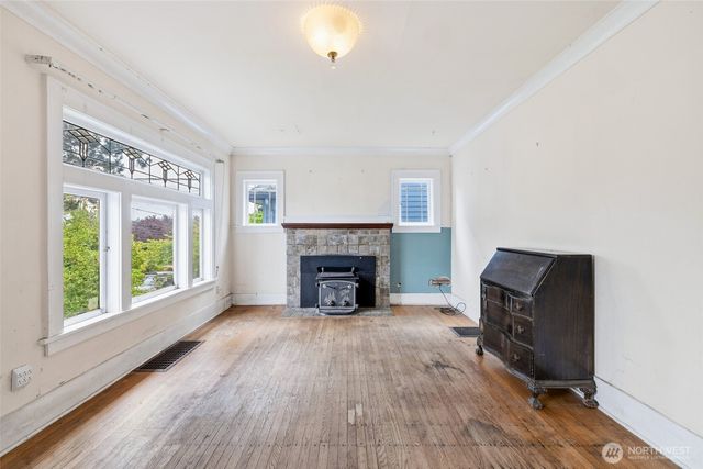 3831 Bagley Avenue N, Seattle, WA 98103