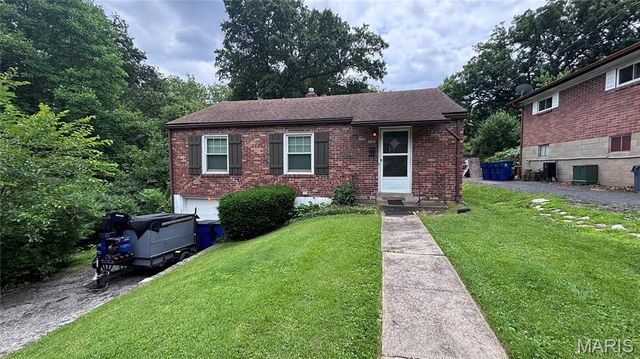 1018 Ferndale Avenue, Crestwood, MO 63126