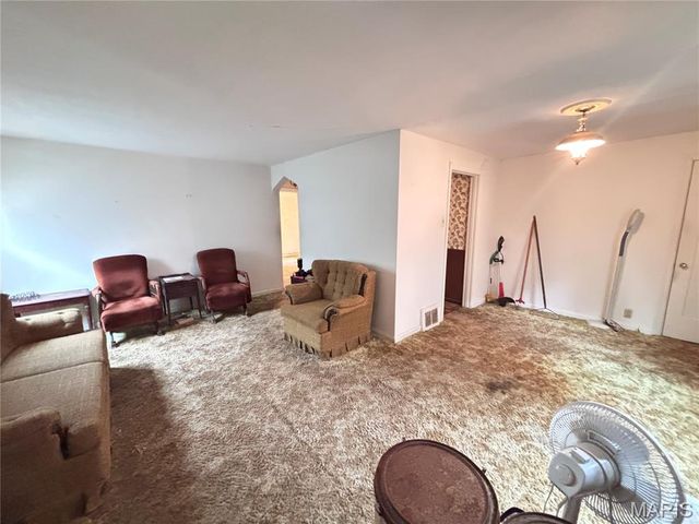 1018 Ferndale Avenue, Crestwood, MO 63126