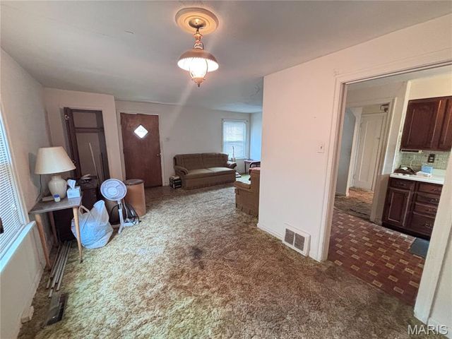 1018 Ferndale Avenue, Crestwood, MO 63126