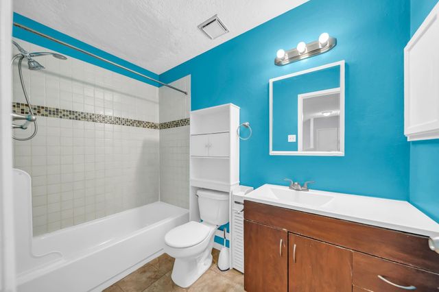 1806 Foxlake Drive, Houston, TX 77084