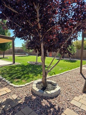 372 W Burke Dr, Pueblo West, CO 81007