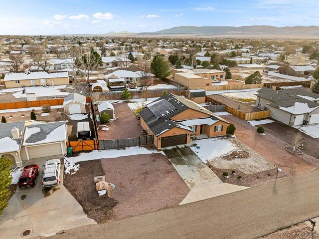 372 W Burke Dr, Pueblo West, CO 81007