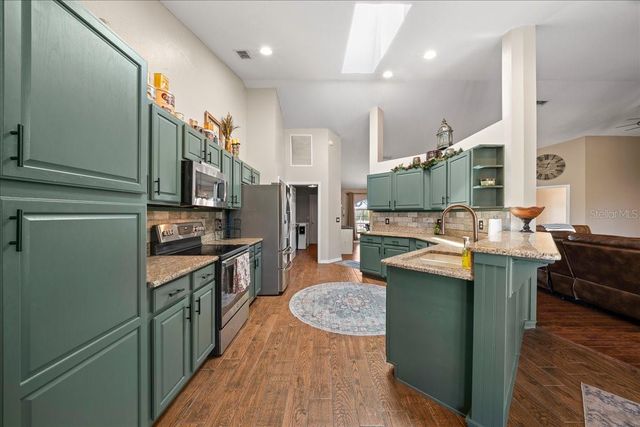 11985 SE 123RD AVENUE, Ocklawaha, FL 32179