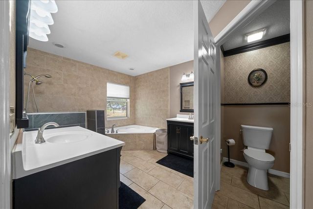 11985 SE 123RD AVENUE, Ocklawaha, FL 32179