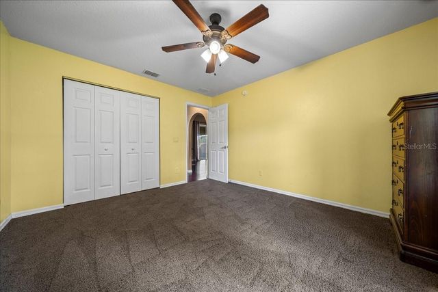 11985 SE 123RD AVENUE, Ocklawaha, FL 32179