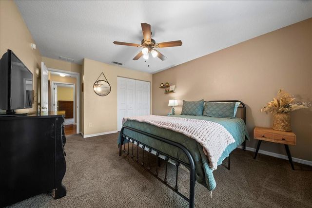 11985 SE 123RD AVENUE, Ocklawaha, FL 32179