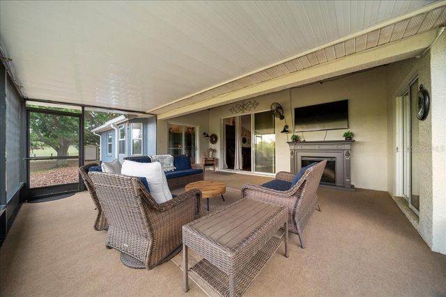 11985 SE 123RD AVENUE, Ocklawaha, FL 32179