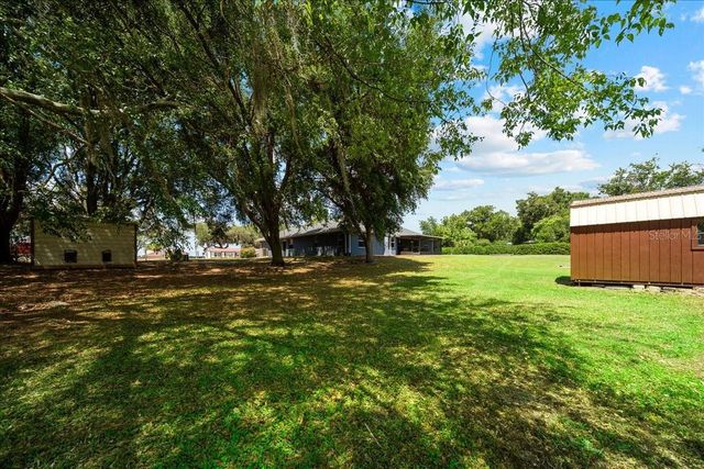 11985 SE 123RD AVENUE, Ocklawaha, FL 32179