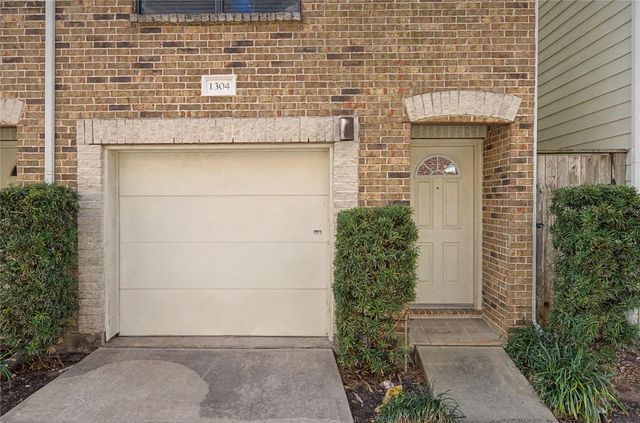 11315 Main Street 1304, Houston, TX 77025