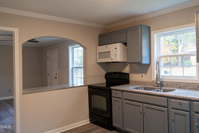 1909 Overlook Drive, Fayetteville, NC 28301