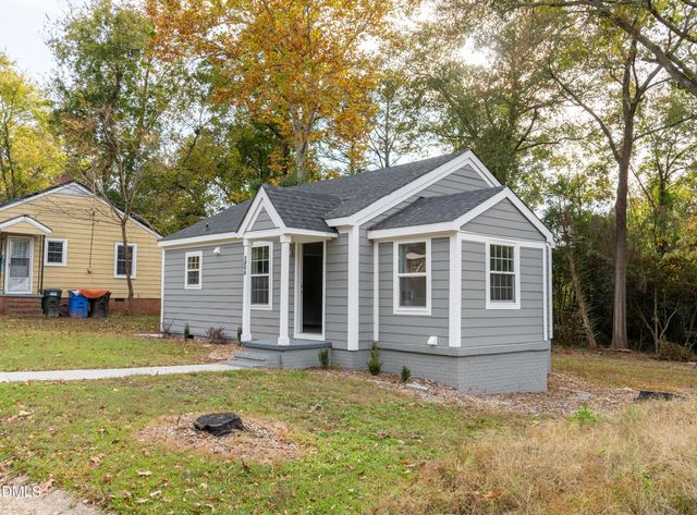 1909 Overlook Drive, Fayetteville, NC 28301