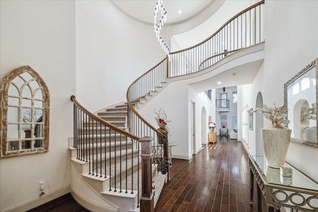 6007 Abercombie Lane, Sugar Land, TX 77479