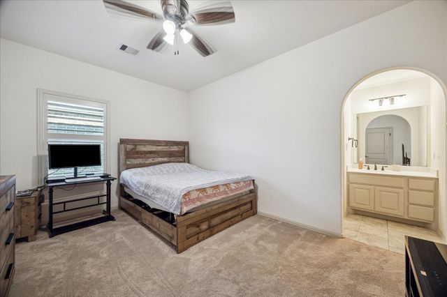 6007 Abercombie Lane, Sugar Land, TX 77479