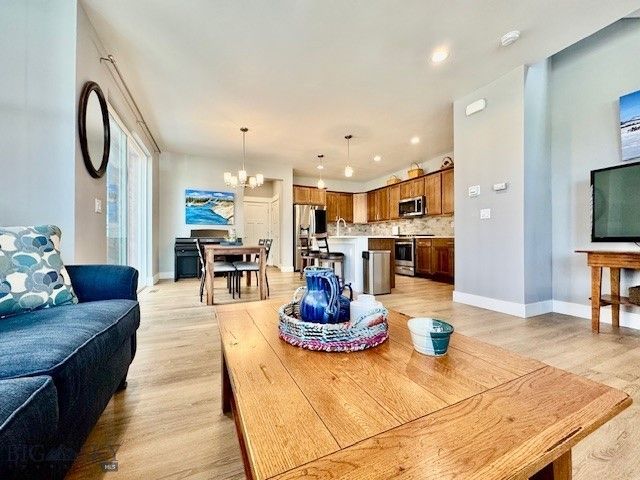 920 Butler Creek Avenue, Belgrade, MT 59714