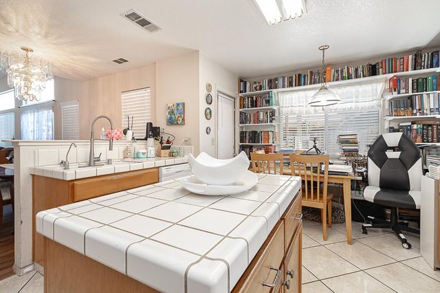 5220 Cimarron Ct, Salida, CA 95368