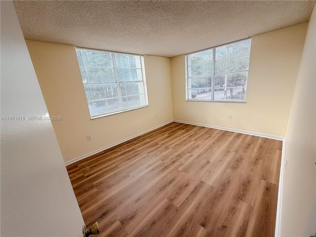 498 NW 165th St Rd D-202, Miami, FL 33169