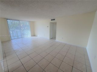 498 NW 165th St Rd D-202, Miami, FL 33169