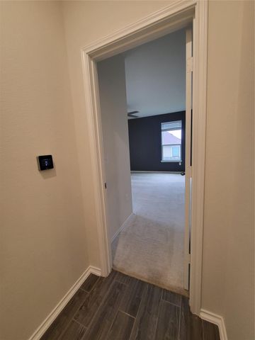 817 Solitude DR, Pflugerville, TX 78660